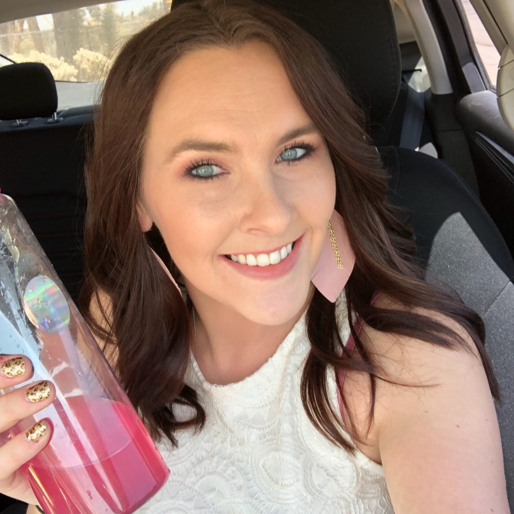Meet your Posher, Valerie